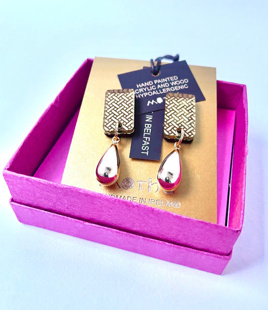 Etched Gold Mirror Stud Earrings with Gold Bead 4cm x 1cm x 0.6cm