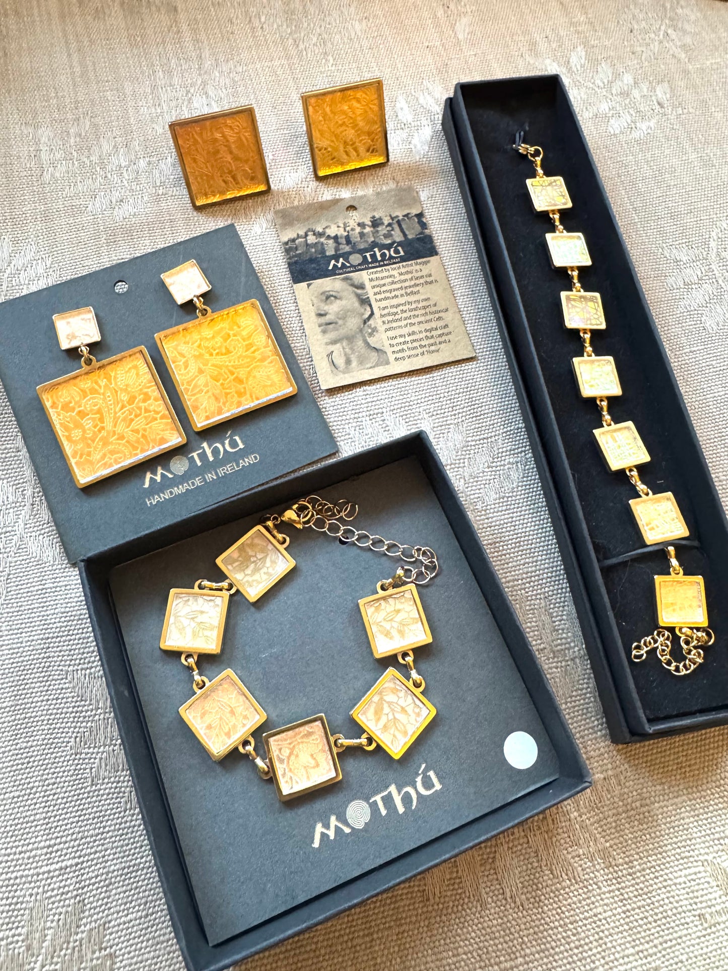 Vintage lace Pattern, Dangle Earring