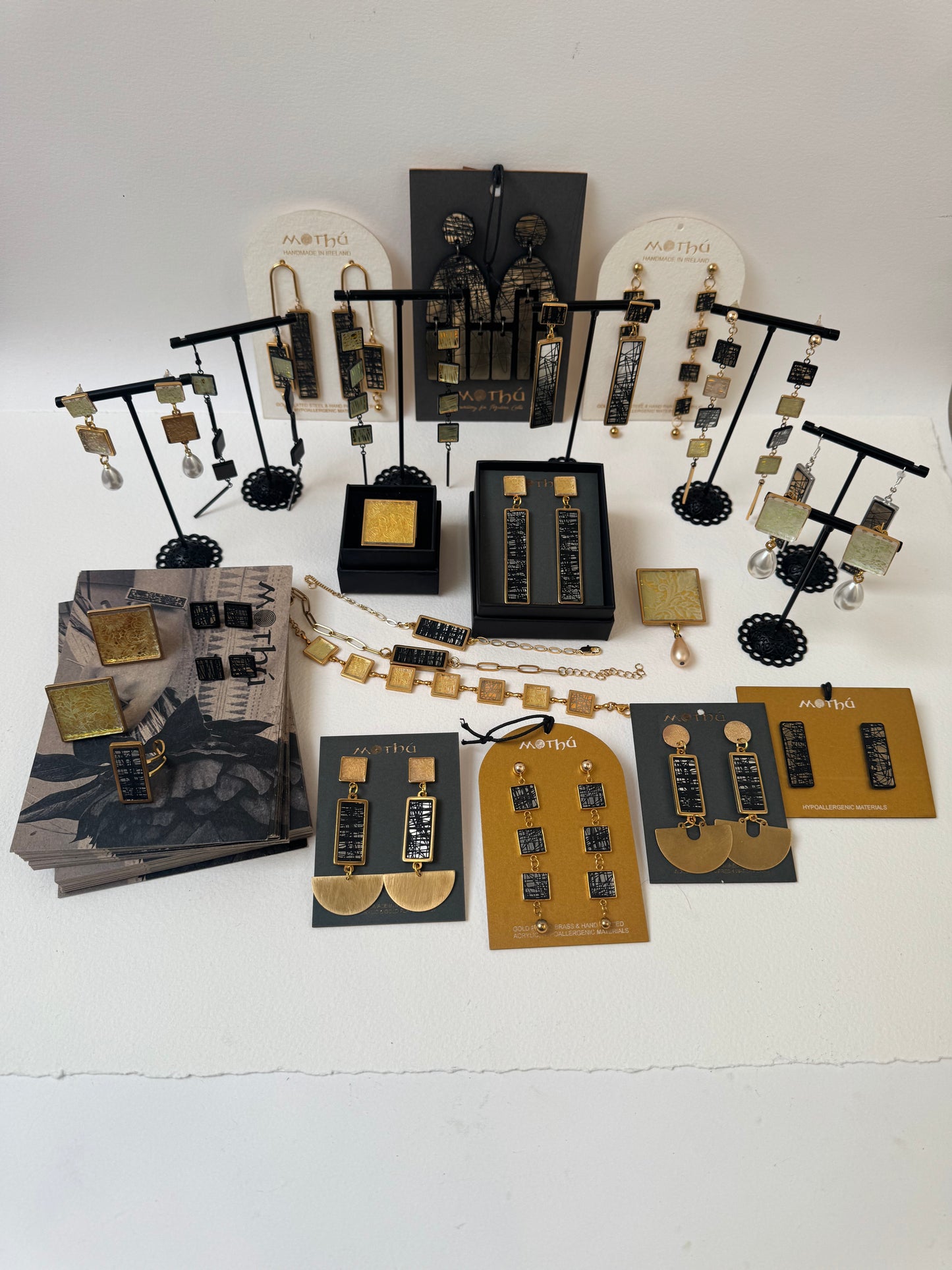 Lace Etched Dangle Earring