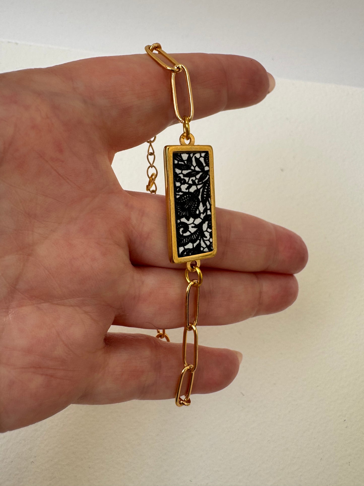 Gold Chain Etched lace bar inset Bracelet