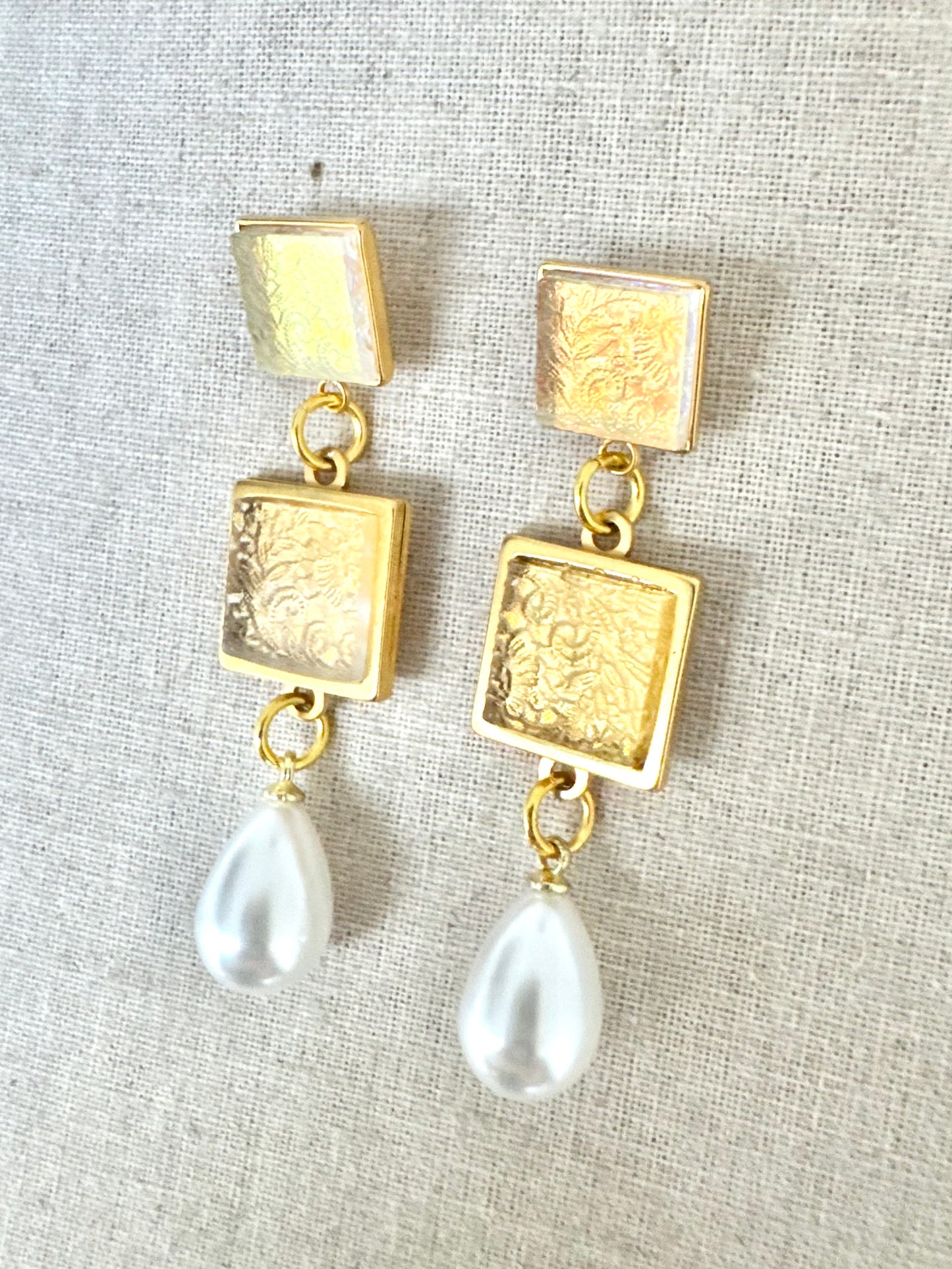 Lace Etched Dangle Earring