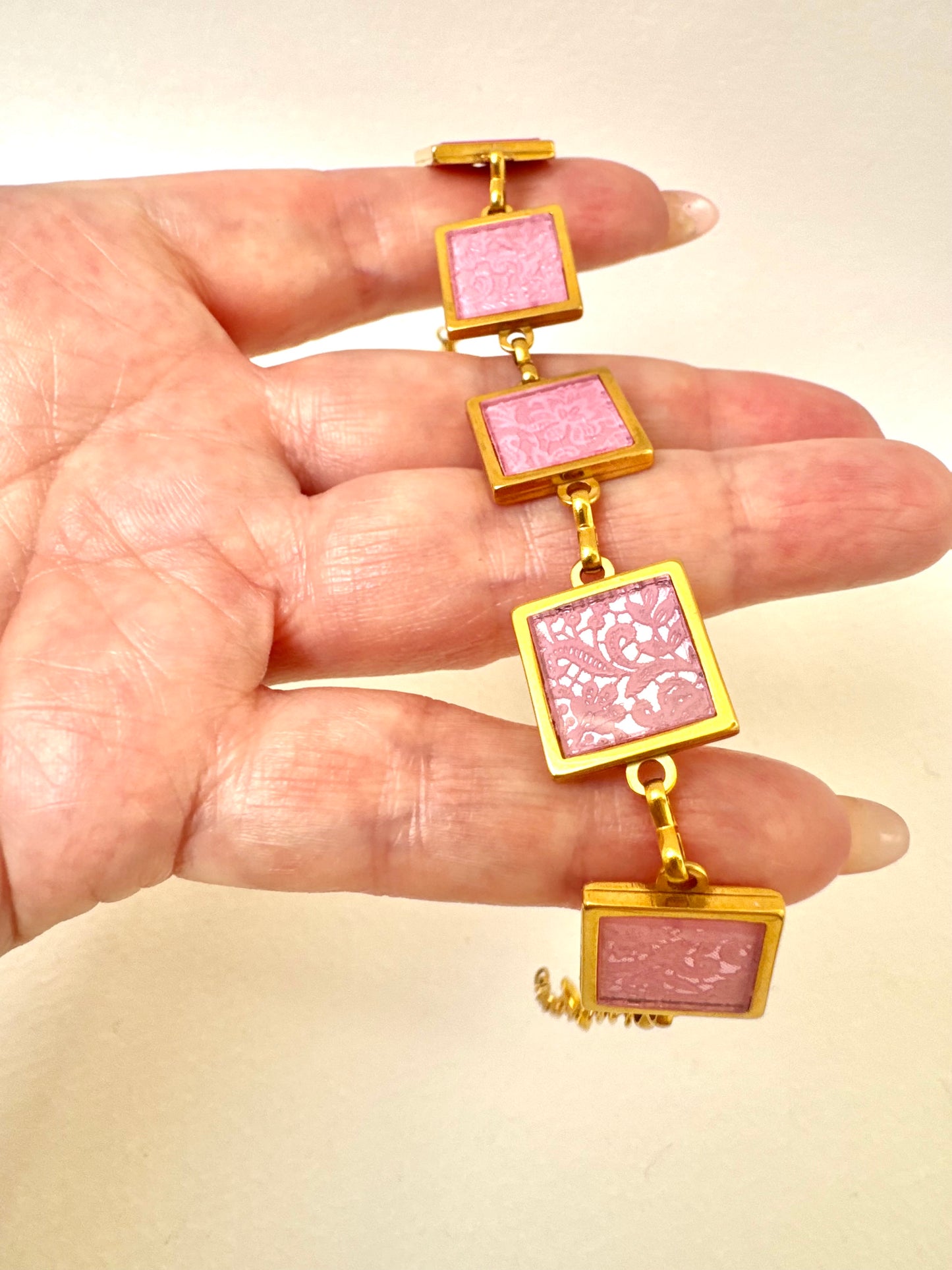 Pink lace mirror multi square Bracelet