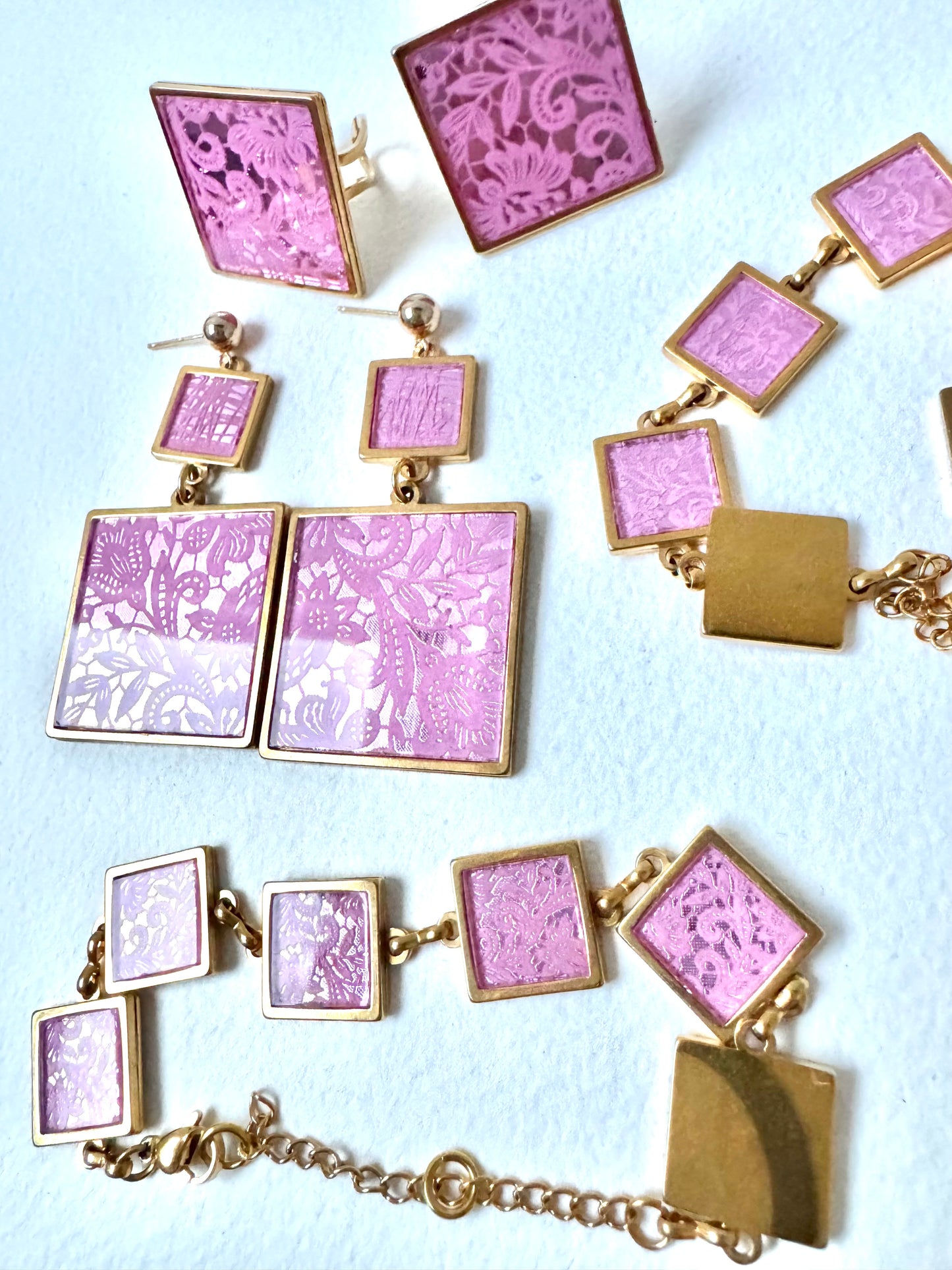 Pink Lace Mirror and Gold 2 x Piece Dangle Earring