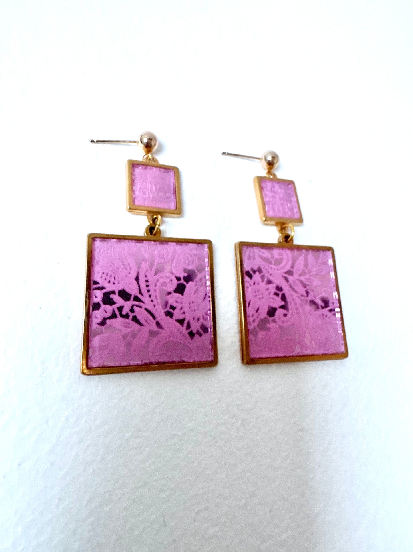 Pink Lace Mirror and Gold 2 x Piece Dangle Earring