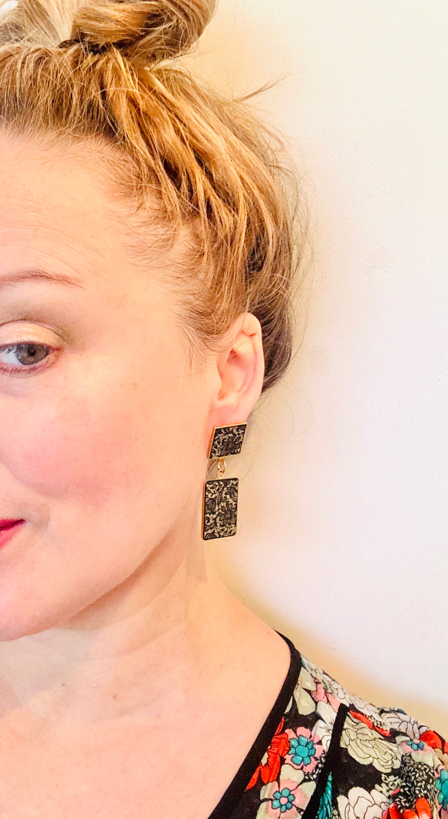 Two Piece Lace Pattern and Gold statement earring