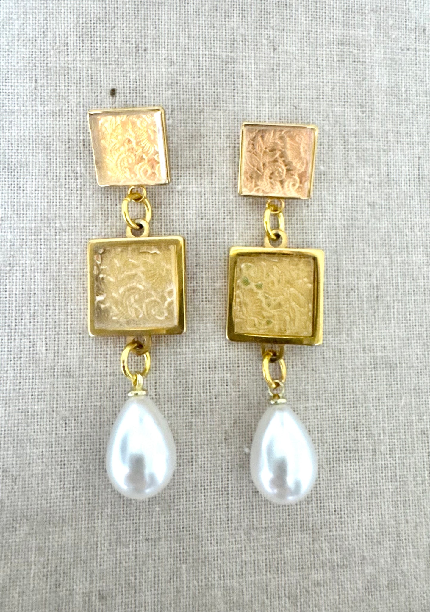 Lace Etched Dangle Earring