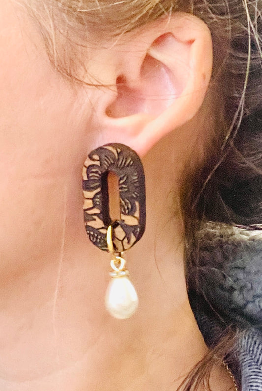 Lace Wooden oblong Stud Earring